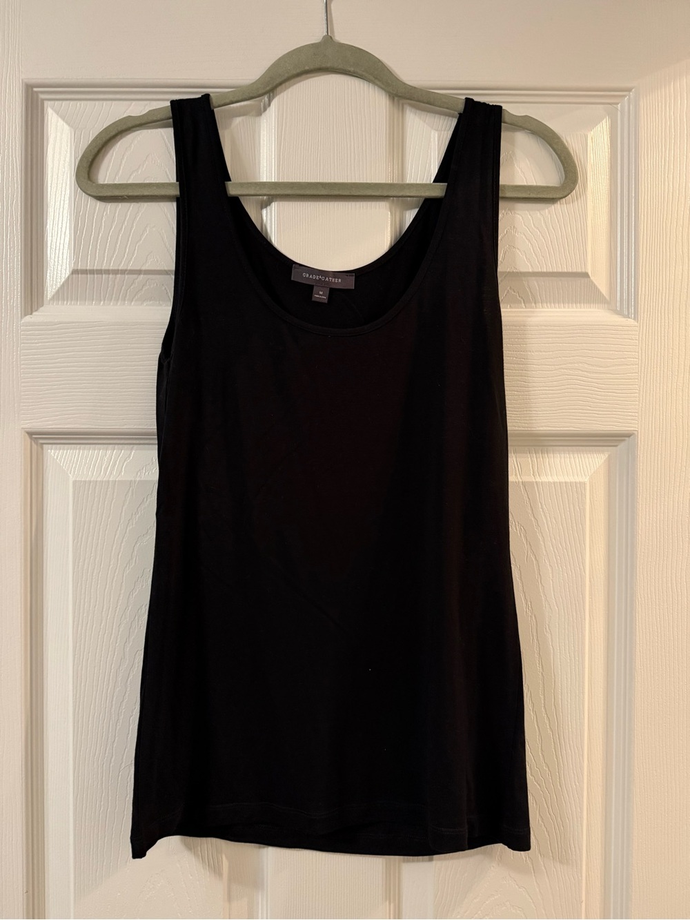 Black Scoop-Neck Tank